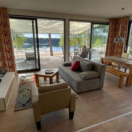 Bernsteinsee Hotel Sassenburg Екстер'єр фото