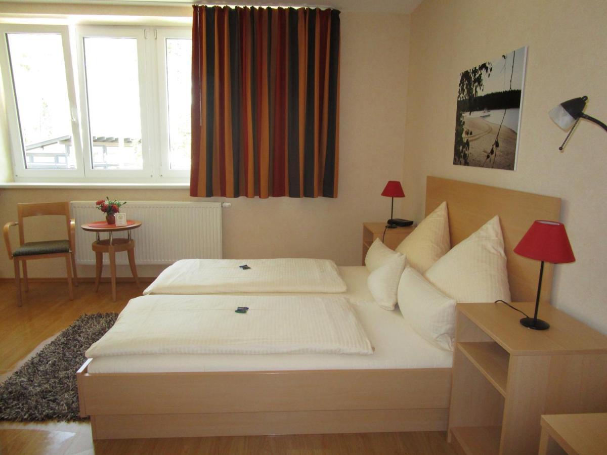 Bernsteinsee Hotel Sassenburg Екстер'єр фото