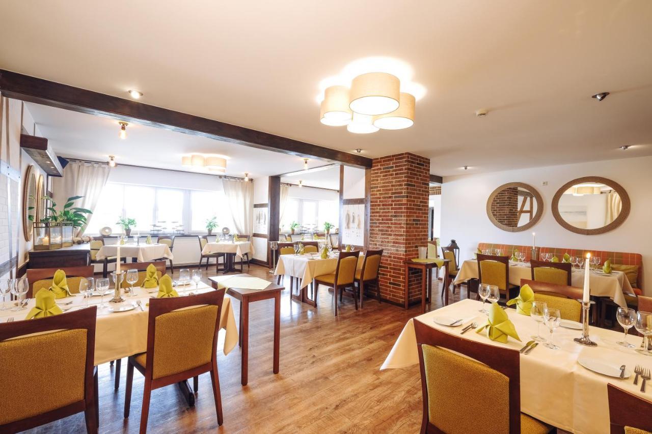 Bernsteinsee Hotel Sassenburg Екстер'єр фото