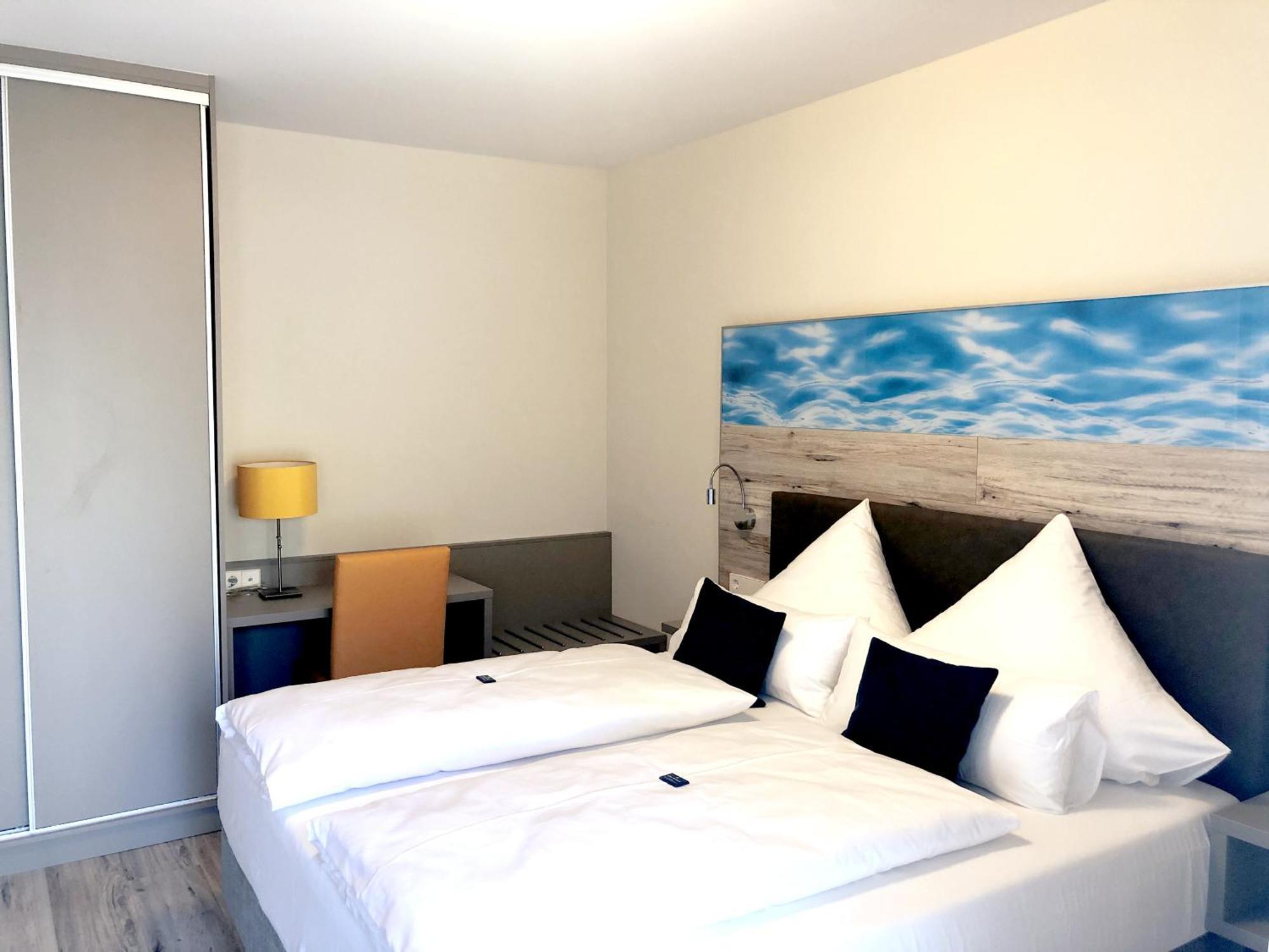 Bernsteinsee Hotel Sassenburg Екстер'єр фото