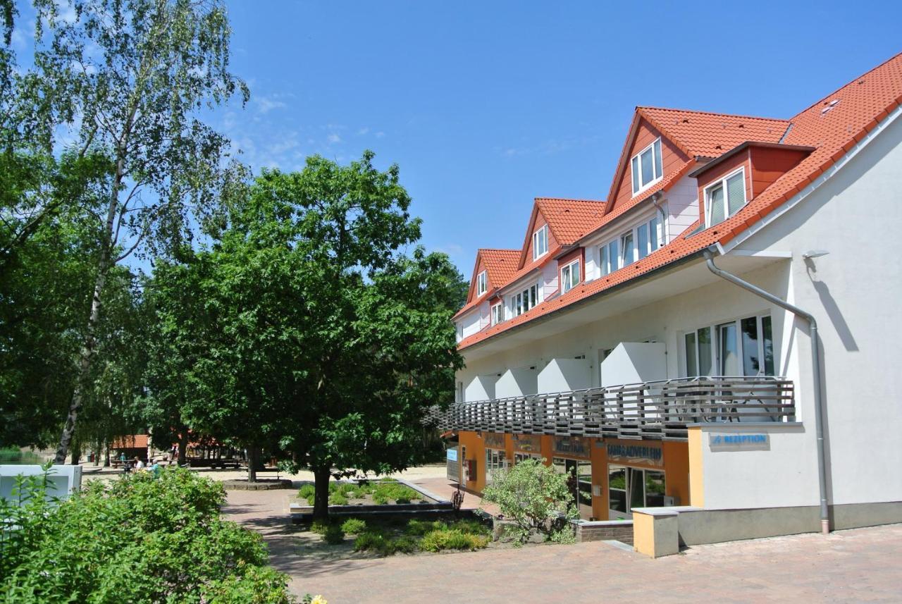 Bernsteinsee Hotel Sassenburg Екстер'єр фото